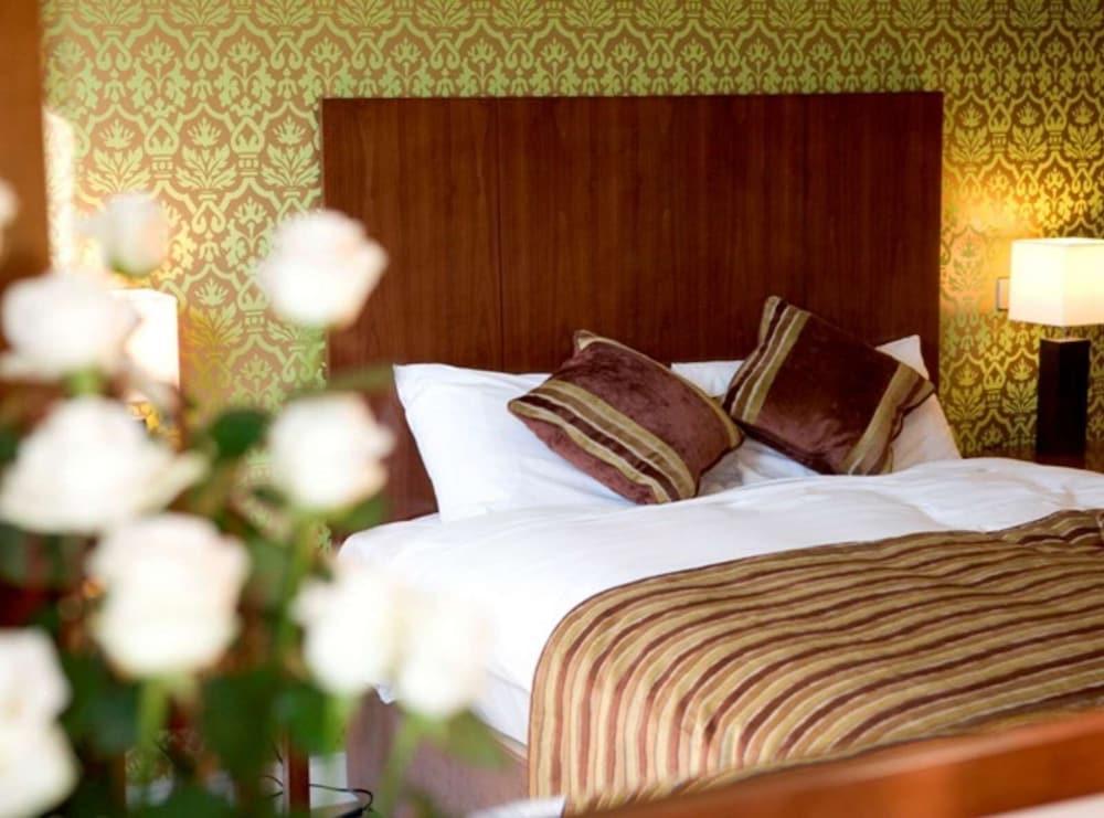 George Limerick Hotel Экстерьер фото