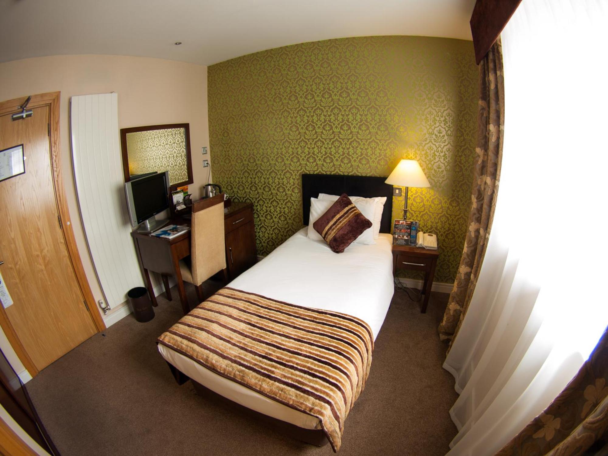 George Limerick Hotel Номер фото